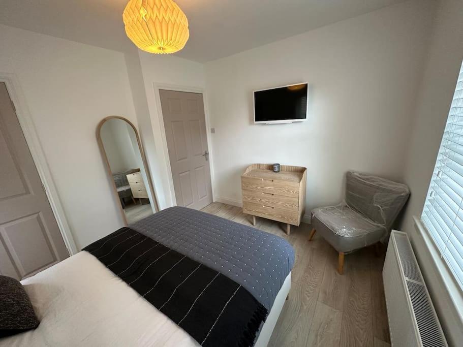 Premium Executive Apartment In Dunfermline Exterior photo